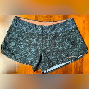 Brooks women’s XL running shorts